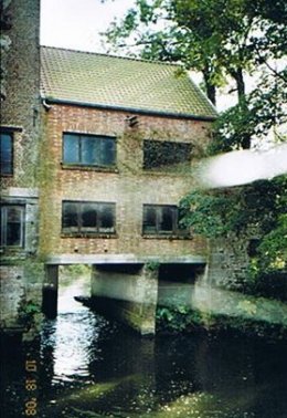 Foto van <p>Moulin de la Tannerie</p>, Arbre (Ath), Foto: Robert Van Ryckeghem, 18.10.2008 | Database Belgische molens