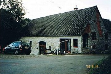 Foto van <p>Moulin Leblanc<br />Moulin Le Blanc</p>, Saint-Remy (Chimay), Foto: Robert Van Ryckeghem, 14.08.2008 | Database Belgische molens