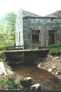 Moulin de Jamagne, Moulin Hénin