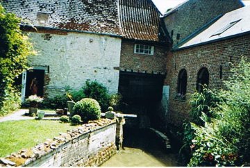 Foto van <p>Moulin du Piroir<br />Moulin de Biez</p>, Biez (Grez-Doiceau), Foto: Robert Van Ryckeghem | Database Belgische molens