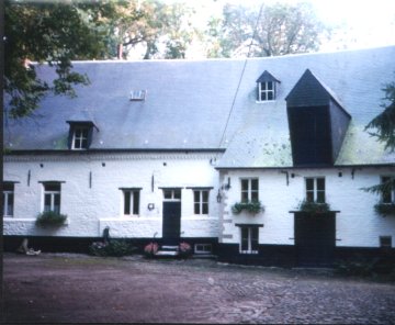 Foto van <p>Moulin de Valduc<br />Foulerie de Valduc</p>, Hamme-Mille (Beauvechain), Foto: Robert Van Ryckeghem | Database Belgische molens