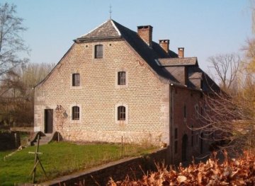 Foto van <p>Moulin du Fayt<br />Moulin du Fays</p>, Mont-Saint-André (Ramillies), Foto: Jean-Paul Vingerhoed | Database Belgische molens