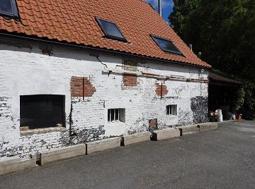 Foto van Rosmolen van het Trojanenfort, Bredene, Foto: Marnix Bogaert, Marke, 06.08.2015 | Database Belgische molens