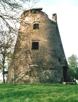 Foto van <p>Moulin de Marquain<br />Moulin Cornille<br />Moulin de la Montagne</p>, Marquain (Tournai), Foto: Lieven Denewet | Database Belgische molens