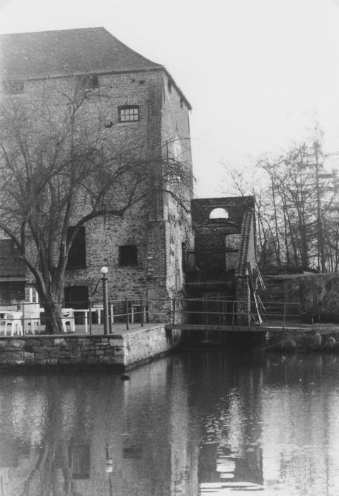 Foto van <p>Moulin d'Arondeau<br />Moulin du Vicomte</p>, Roucourt (Péruwelz), Verzameling Ons Molenheem | Database Belgische molens