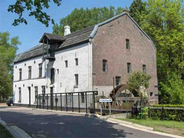 Foto van Bemvoortsemolen<br />Bemvaartsemolen, Overpelt (Pelt), Foto: Fran?ois Gijsbrechts, Linkhout | Database Belgische molens