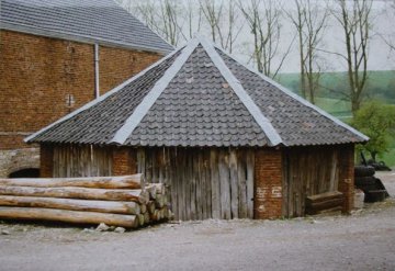 Foto van De Manège, Remersdaal (Voeren), Foto: Harmannus Noot | Database Belgische molens