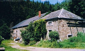 Foto van Moulin du Wez, Beausaint (La Roche-en-Ardenne), Foto: Robert Van Ryckeghem, Koolkerke | Database Belgische molens