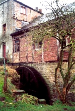 Foto van <p>Moulin de Lomprez</p>, Lomprez (Wellin), Foto: Jean-Paul Vingerhoed | Database Belgische molens