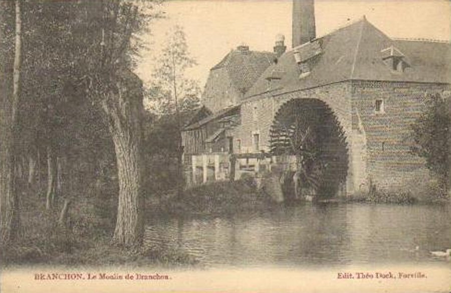 Foto van <p>Moulin de Branchon<br />Moulin Stevenart-Leurquin</p>, Branchon (Eghezée), Prentkaart. Edit. Théo Dock, Forville, verzonden in 1902. Verzameling Ons Molenheem | Database Belgische molens