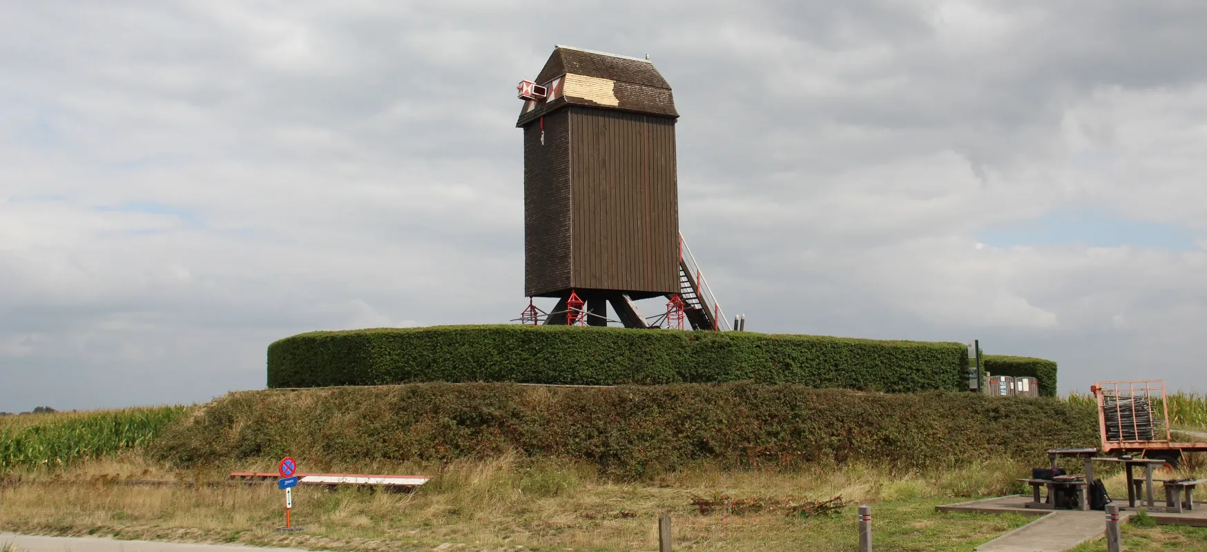 Molen van Wannegem, Grote Molen, Houtavemolen, Schietsjampettermolen Molen van Wannegem, Grote Molen, Houtavemolen, Schietsjampettermolen