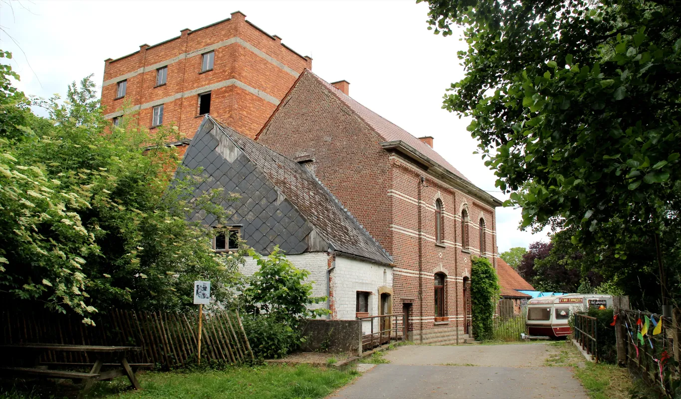 Molen ten Broeck, Molen ter Ouwerzele, 't Hof Schuurke Molen ten Broeck, Molen ter Ouwerzele, 't Hof Schuurke