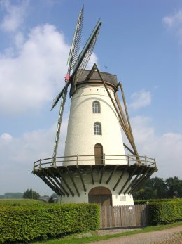 Foto van Fauconniersmolen, Oordegem (Lede), Foto: Donald Vandenbulcke, Staden  | Database Belgische molens