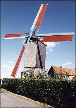 Foto van Hoogmolen, Aalbeke (Kortrijk), Foto: Jan Verschelden, Kortrijk | Database Belgische molens
