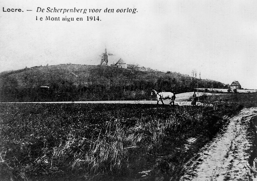 Foto van <p>Scherpenbergmolen<br />Molen Van Elslande</p>, Loker (Heuvelland), Foto uit 1914, als prentkaart heruitgegeven na 1918. Verzameling Ons Molenheem | Database Belgische molens