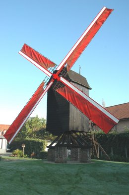 Foto van Molenhoekmolen, Ruddervoorde (Oostkamp), Foto: Donald Vandenbulcke, Staden, 25.10.2008 | Database Belgische molens
