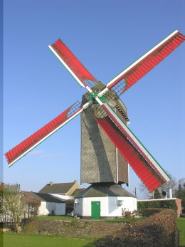 Foto van Kruisstraatmolen<br />Berghes molen, Werken (Kortemark), Foto: Donald Vandenbulcke, Staden | Database Belgische molens