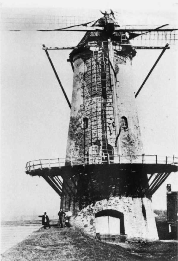 De Zeeridder De Ridder Molen van Meeussen