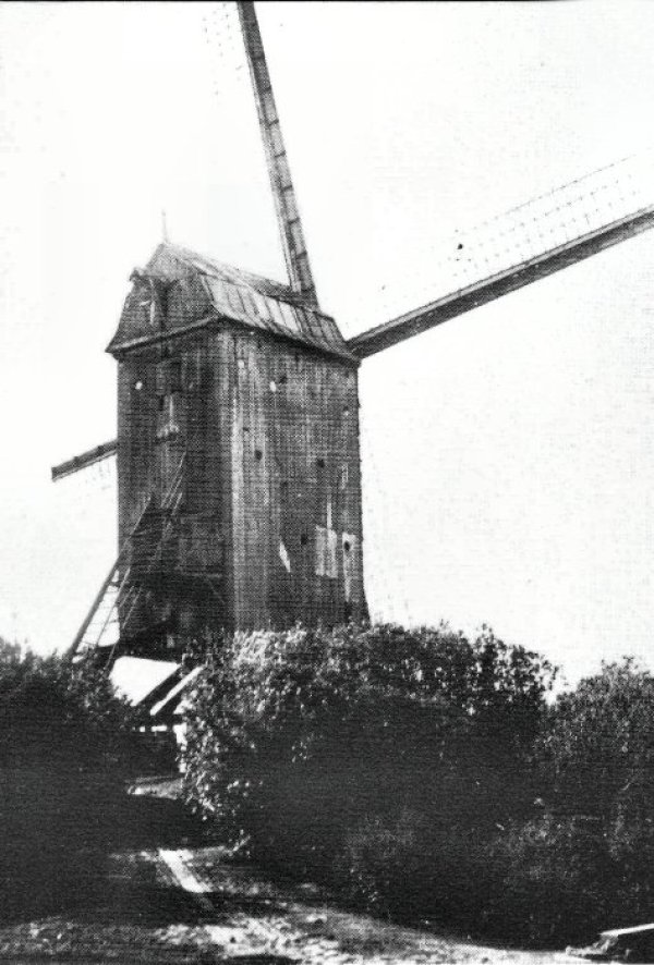 Stokeriemolen Stokerijmolen Molen Rommel